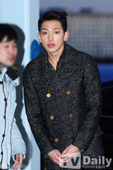 组图：韩星Rain飞LA备战好莱坞新片亮相机场