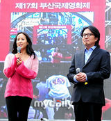 组图：韩星赵汝贞釜山出席《后宫帝王之妾》见面会