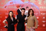 组图：第16届上海电影节闭幕红毯群星争艳