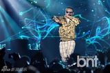 组图：朴宰范等参加HIPHOP音乐节引爆火热现场