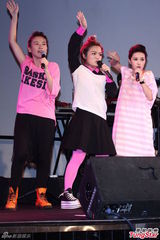 组图：郭采洁季欣霈助阵徐佳莹个唱掀可爱高潮