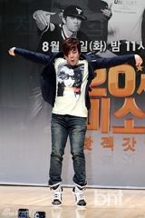 组图：文熙俊TonyAn等《20世纪美少年》再聚首