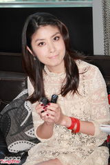 组图：陈慧琳将缺席乐坛颁奖 有望年底出新碟