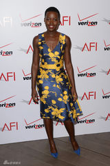 组图：黑人女星露皮塔成《人物》2014最美女性