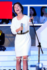 组图：金在中宋智孝携手《豺狼来了》釜山见面会