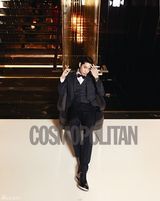 高清组图：韩团神话拍写真西装革履叼雪茄贵气十足