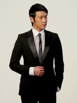 幻灯图集：陆毅大片曝光 彰显时尚型男绅士风度