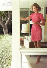 组图：罗茜-汉丁顿-惠特莉穿性感泳装登杂志封面