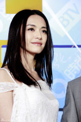 组图：姚晨压轴2011时尚大典白色纱裙柔美飘逸 