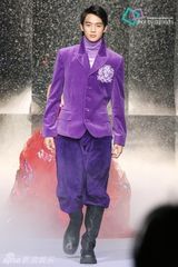 策划：金宇彬李钟硕等长腿偶吧的麻豆前世