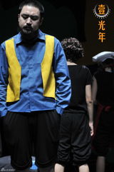 组图：三拓旗剧社作品《壹光年》精彩剧照