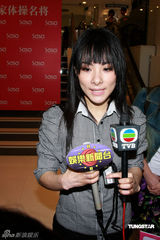 幻灯组图：刘璇不惧年龄差异 将与姜大卫拍感情戏