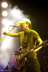 高清组图：崔健北展开唱 倾情演出反响热烈