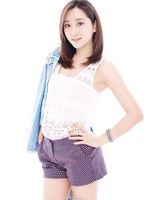 组图：杜若溪甜美写真曝光造型清纯