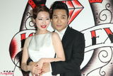 组图：杜德伟与嫩妻台北婚宴 宣告两年后再造人