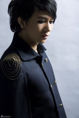 组图：欢子打造情歌专辑 暖春来临拍俊朗宣传照