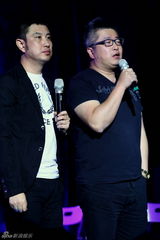 组图：“音跃独立日”之新鲜唱作人巡礼首场演出