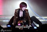 组图：韩团brown eyed girls办19禁演唱会大玩性感