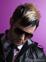 幻灯图：《美国偶像》往日选手近况跟踪