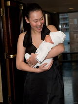 组图：梁洛施与李泽楷恩爱旧照 两人从未公开现身