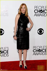 组图：第40届人民选择奖星光熠熠 小罗伯特现身