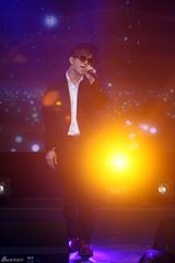 高清图：韩团MBLAQ新辑发布 透视装变性感妖男