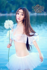 组图：江伊涵纯美写真出炉 古典气质美若仙子