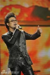 组图：最强音上演激烈拼杀 黄勇公开结婚喜讯