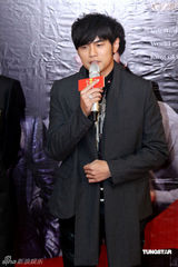 高清图：宋祖英高贵亮相发布会 周董朗朗波切利助阵