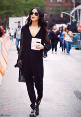 组图：陈燃纽约平底鞋看秀 时尚教主赞品味独特