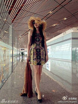 组图：吴佩慈微博私服分享 各色裙装款款有型