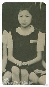 组图：凤飞飞生前家庭留影 好妈妈与孝顺女儿