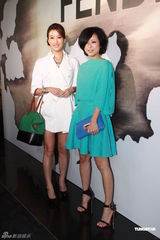 组图：徐濠萦替陈奕迅辛苦 重工作空间不向钱看