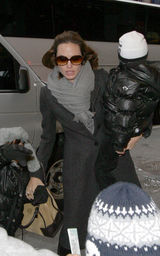 幻灯图集：茱莉皮特一家六口新年出行看音乐剧