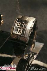 组图：梅艳芳珍贵纪念品展出 歌迷会未邀请梅妈