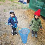 组图：韩国丑萌小正太再曝萌图 小眼咪咪喜感足