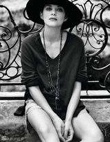 组图：法国女星玛丽昂-歌迪亚登《ELLE》封面