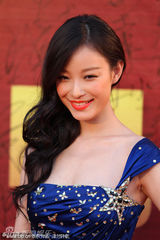 组图：赵本山师徒压轴长影节 倪妮优雅