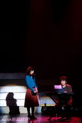 组图：音乐剧《流星恋歌》上演浪漫搞笑异国之恋