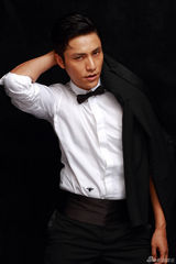 高清图：陈坤袁泉另类海报 演绎大老婆小丈夫主题