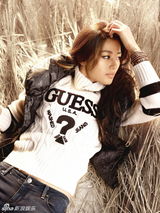 明星爱街拍第14期：冬日百搭高领衫御寒保暖