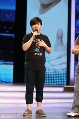 组图：200明星高歌《北京祝福你》 成龙坐镇指挥