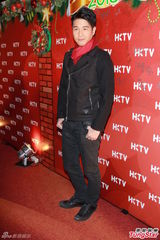 组图：王维基港视再投三千万 陈锦鸿签约4年