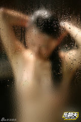 组图：《乐翻天》孟瞳迪青春诱惑