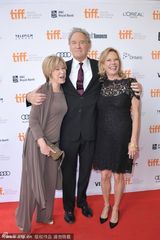 组图：克莱恩现身TBC周年庆 助阵多伦多电影节