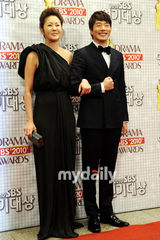 组图：韩国演员高贤贞获2010SBS演技大奖