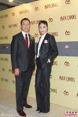 组图：陈慧琳享受拍戏 儿子虾饺仔被老师赞乖