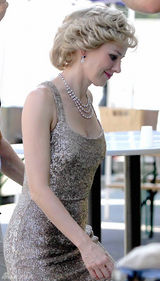 组图：娜奥米-沃茨新片饰演戴安娜王妃