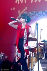 组图：“新城I DO音乐会”开唱 阿Sa(蔡卓妍)侧田陈伟霆献唱