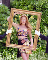 高清组图：法国第一夫人布吕尼写真秀法式性感